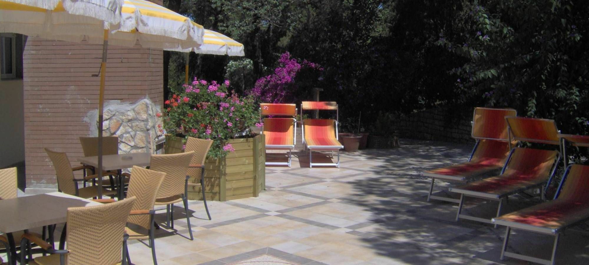 Residence Casa Di Caccia Marina Di Bibbona Esterno foto